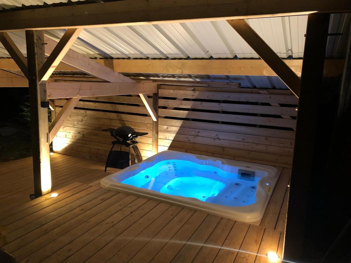 Chalet Du Fayard - Jacuzzi Avec Vue Et Detente En Pleine Nature Belfahy Buitenkant foto